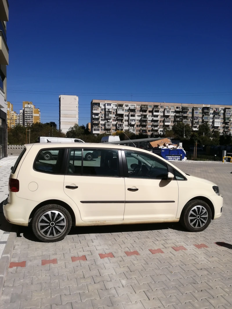 VW Touran 1.4TSI, снимка 3 - Автомобили и джипове - 47693895