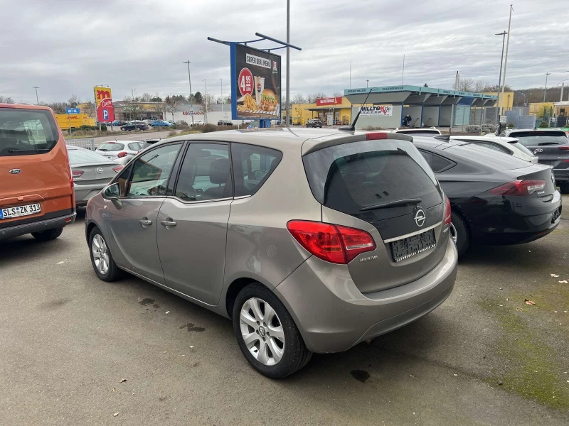 Opel Meriva 1.7 , снимка 9 - Автомобили и джипове - 49262354