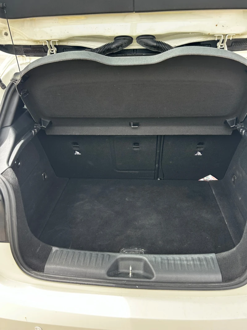 Mercedes-Benz A 180, снимка 13 - Автомобили и джипове - 51950046