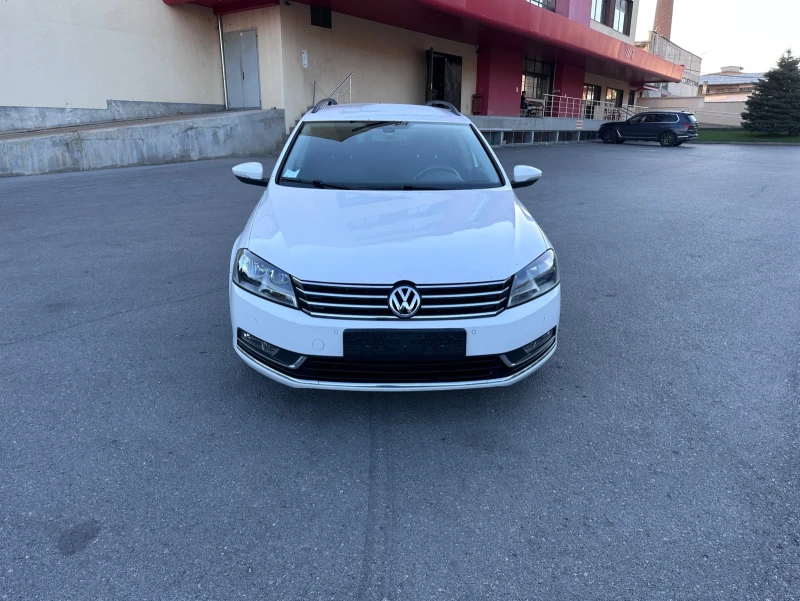 VW Passat 1.4i МЕТАН - НАВИГАЦИЯ - РЕАЛНИ КИЛОМЕТРИ, снимка 2 - Автомобили и джипове - 51817438