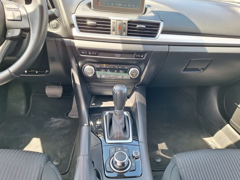 Mazda 3 2.2d SkyActiv, снимка 14 - Автомобили и джипове - 52488337