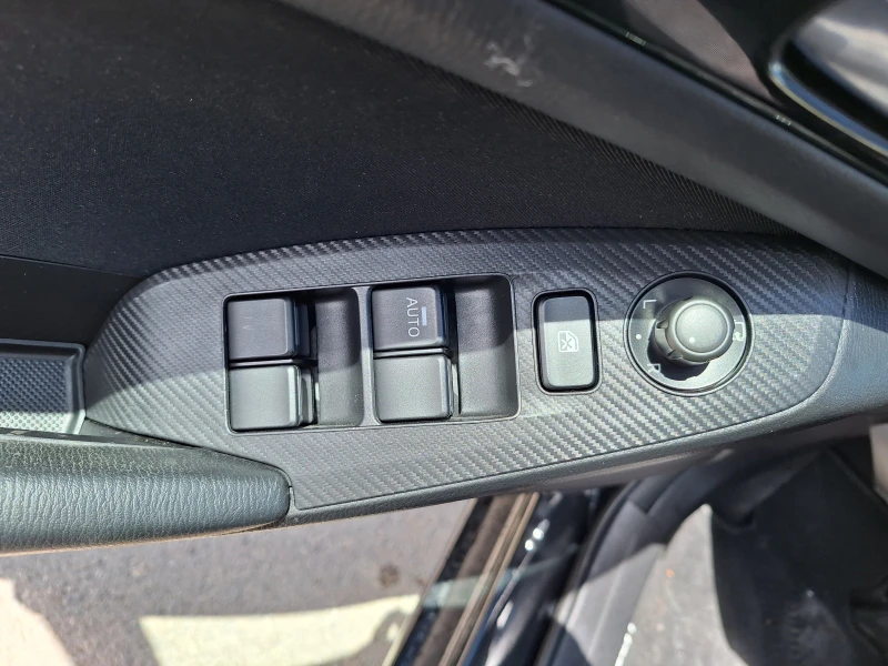 Mazda 3 2.2d SkyActiv, снимка 10 - Автомобили и джипове - 52488337