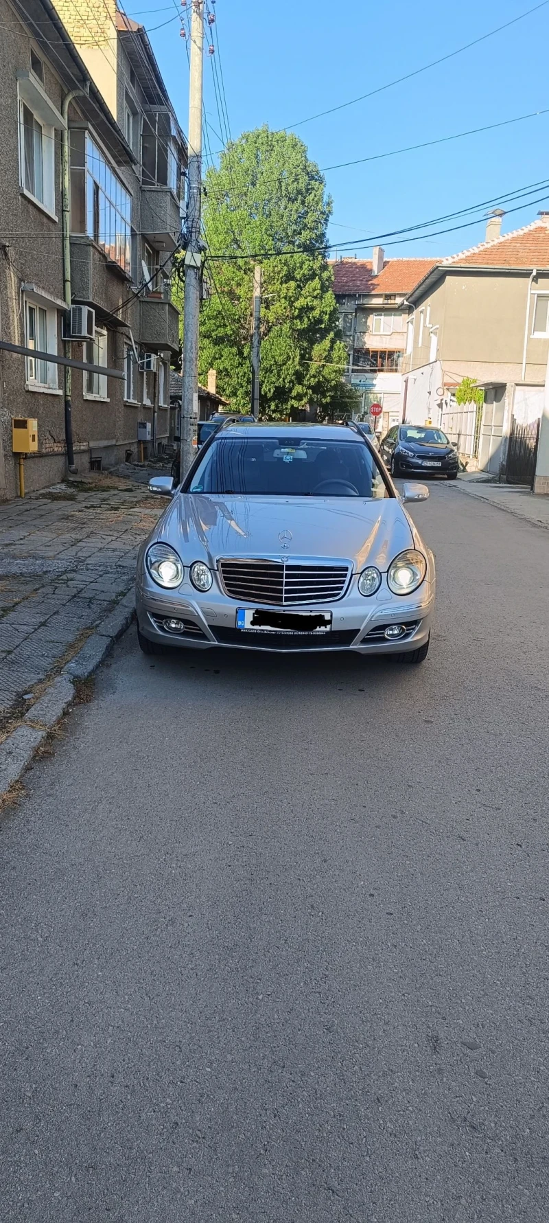 Mercedes-Benz E 320 FACELIFT AIRMATIC, снимка 4 - Автомобили и джипове - 52927302