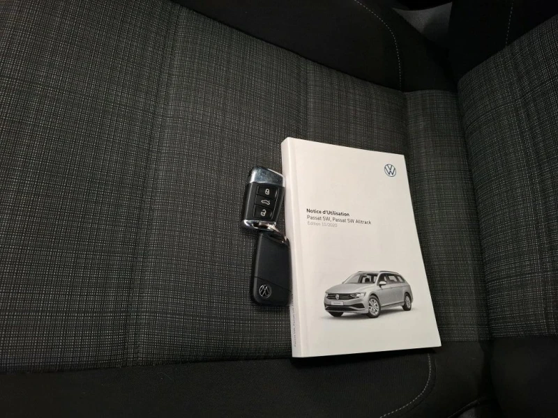 VW Passat 2.0 TDI EVO / DSG7 / Business, снимка 12 - Автомобили и джипове - 53065972