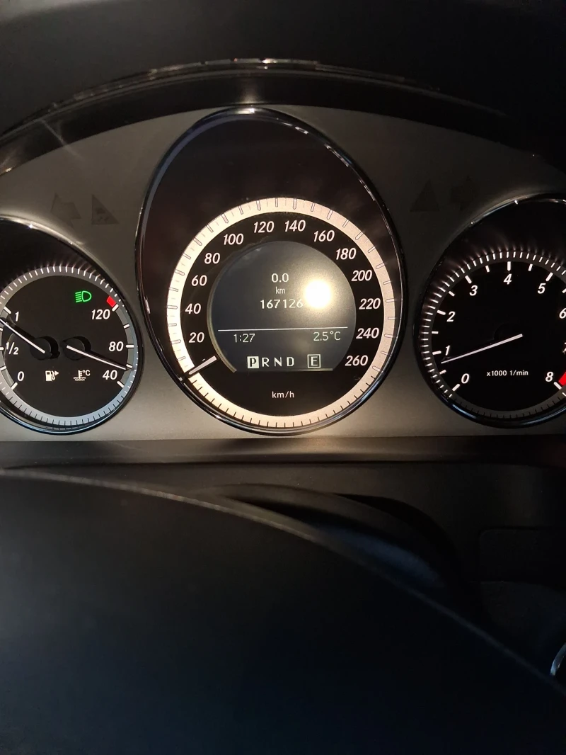 Mercedes-Benz C 250 CGI, снимка 13 - Автомобили и джипове - 53124875