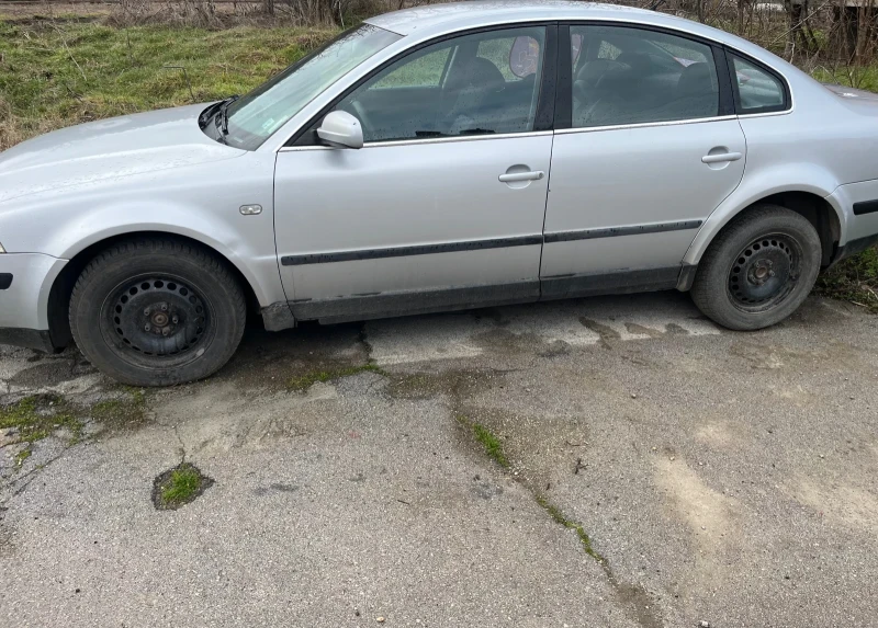 VW Passat, снимка 4 - Автомобили и джипове - 53487124
