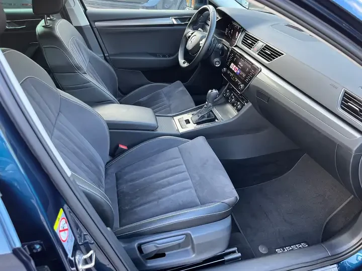 Skoda Superb ПО ПОРЪЧКА 2.0 tdi evo Style/150cv/DSG - изображение 5