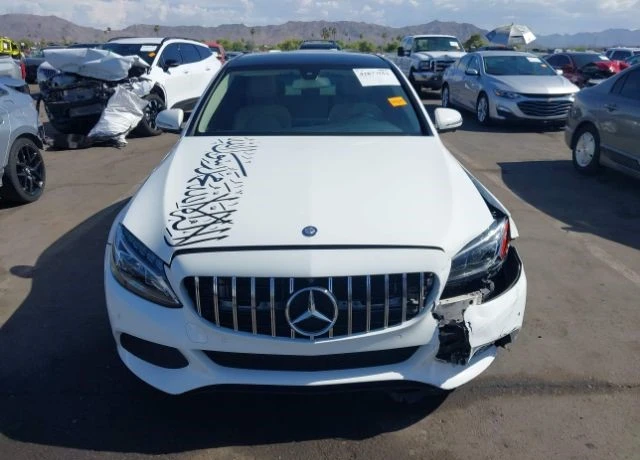 Mercedes-Benz C 300  - изображение 8