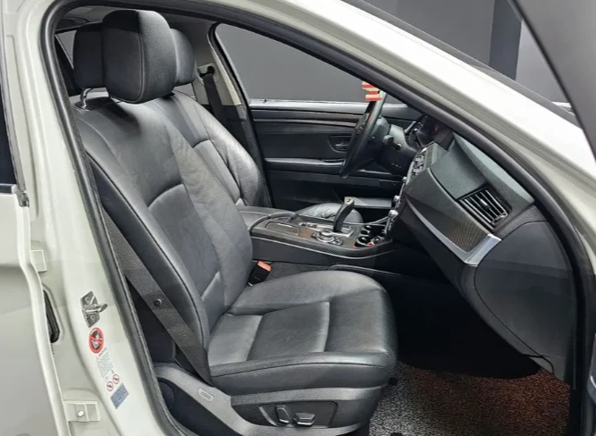 BMW 523, снимка 11 - Автомобили и джипове - 52751163