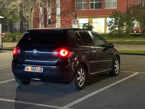 VW Golf, снимка 5 - Автомобили и джипове - 55262574