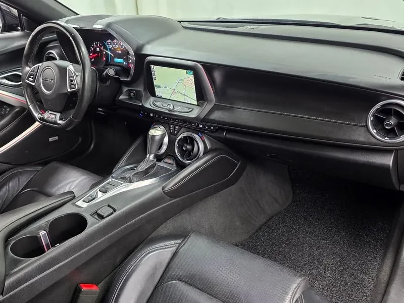 Chevrolet Camaro 6.2 - САМО 30% АВАНС, снимка 7 - Автомобили и джипове - 56224731