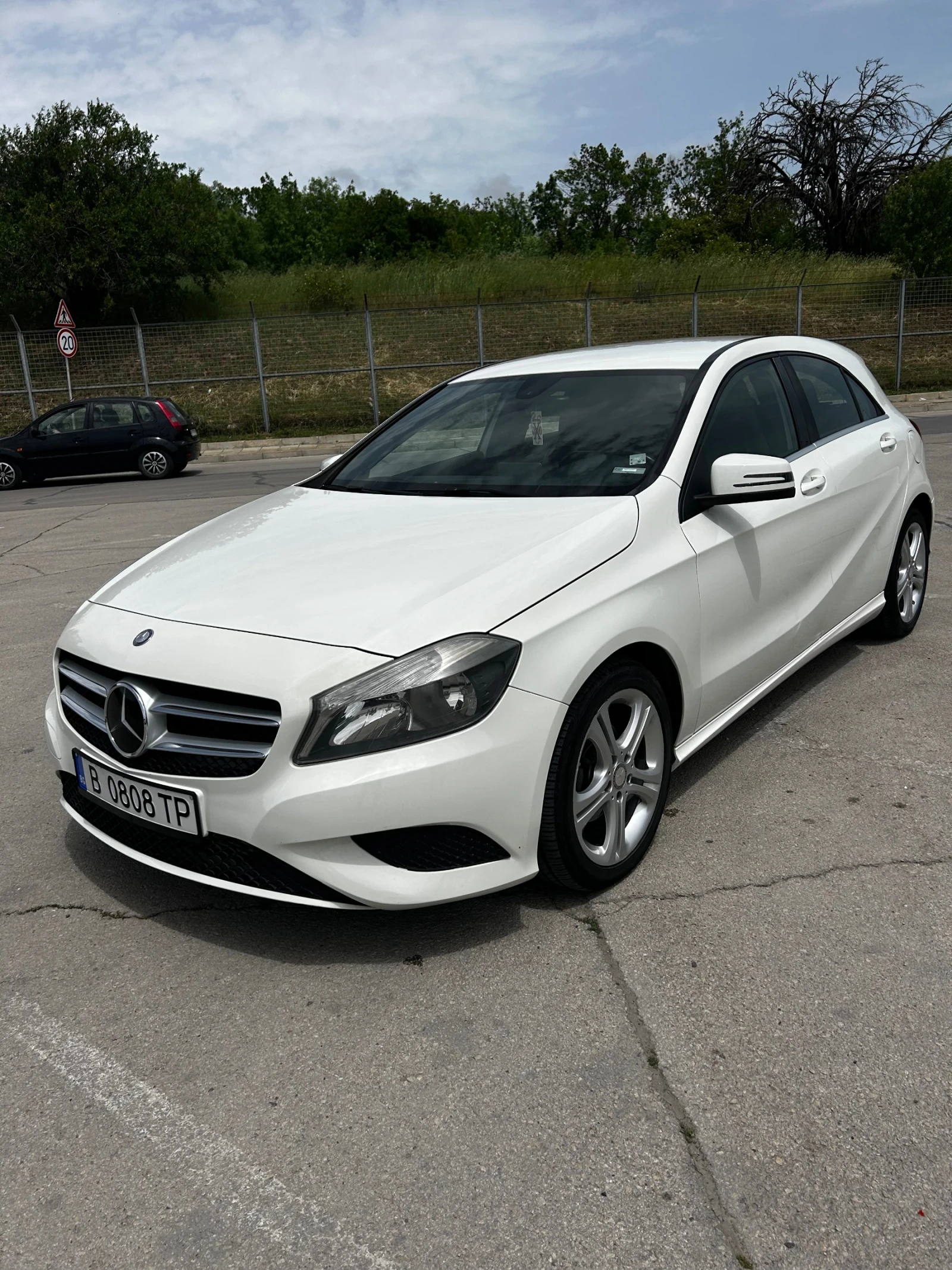 Mercedes-Benz A 180, снимка 1