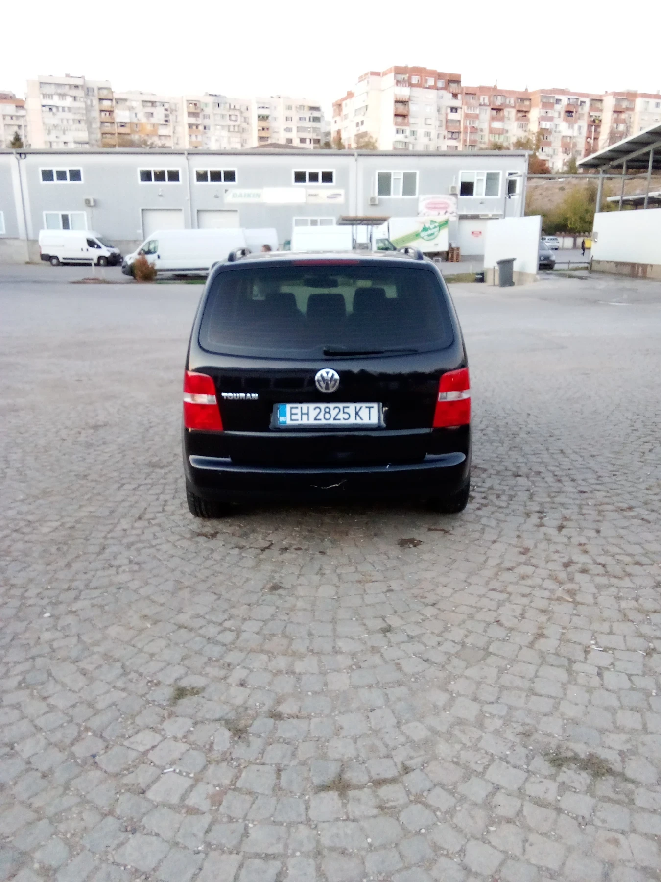 VW Touran 1.6 - изображение 4