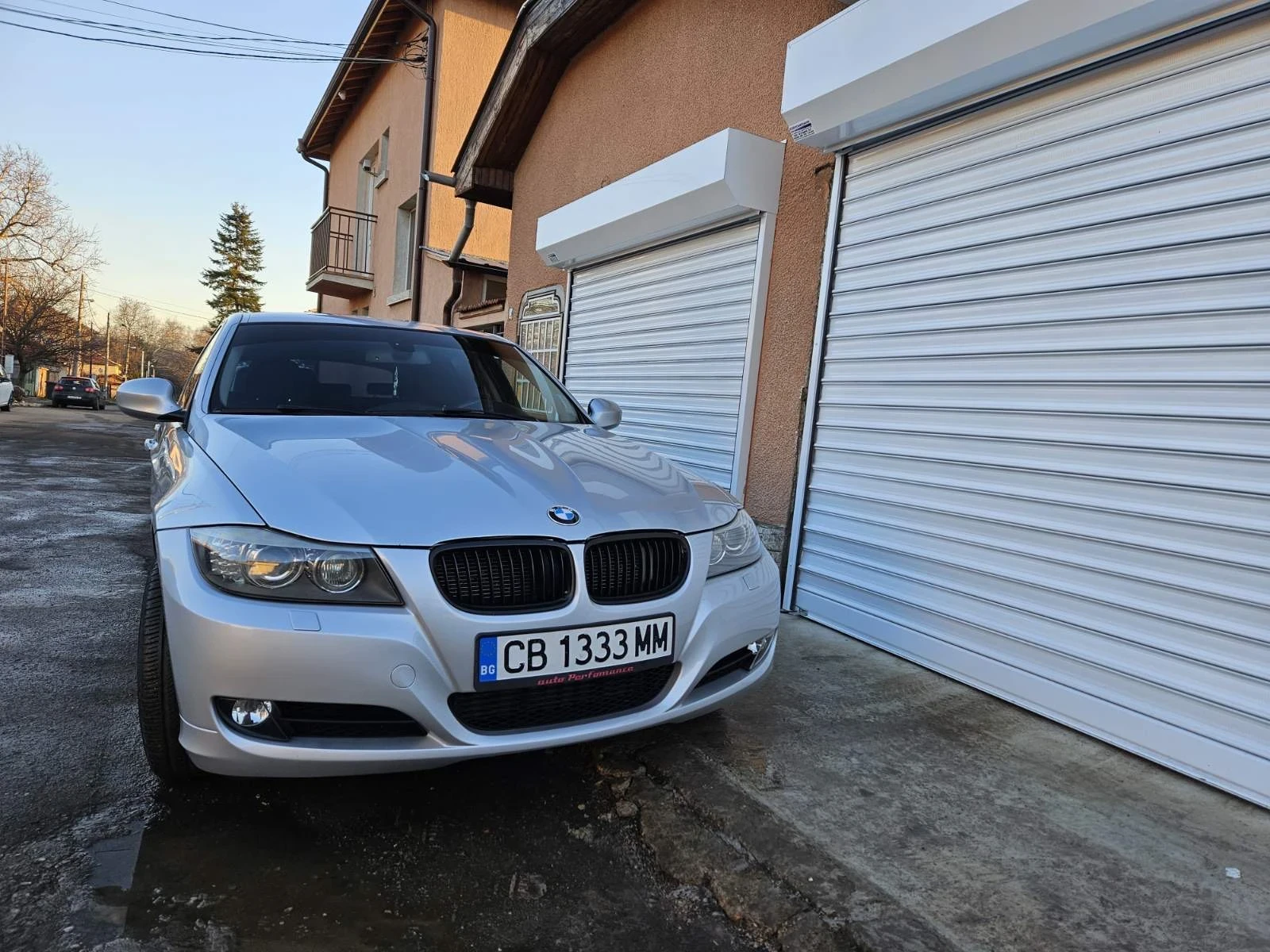 BMW 320  - изображение 2