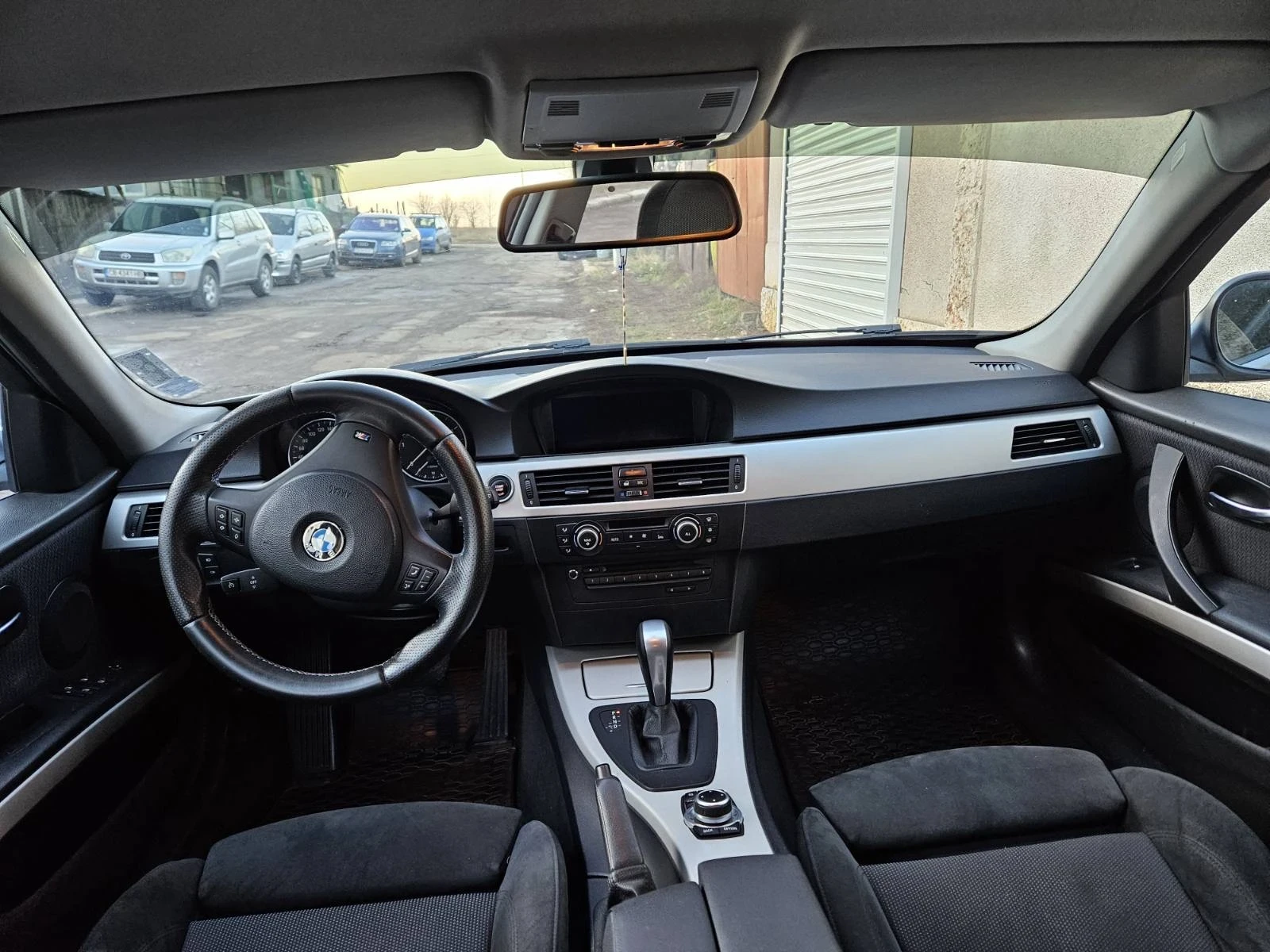 BMW 320  - изображение 9