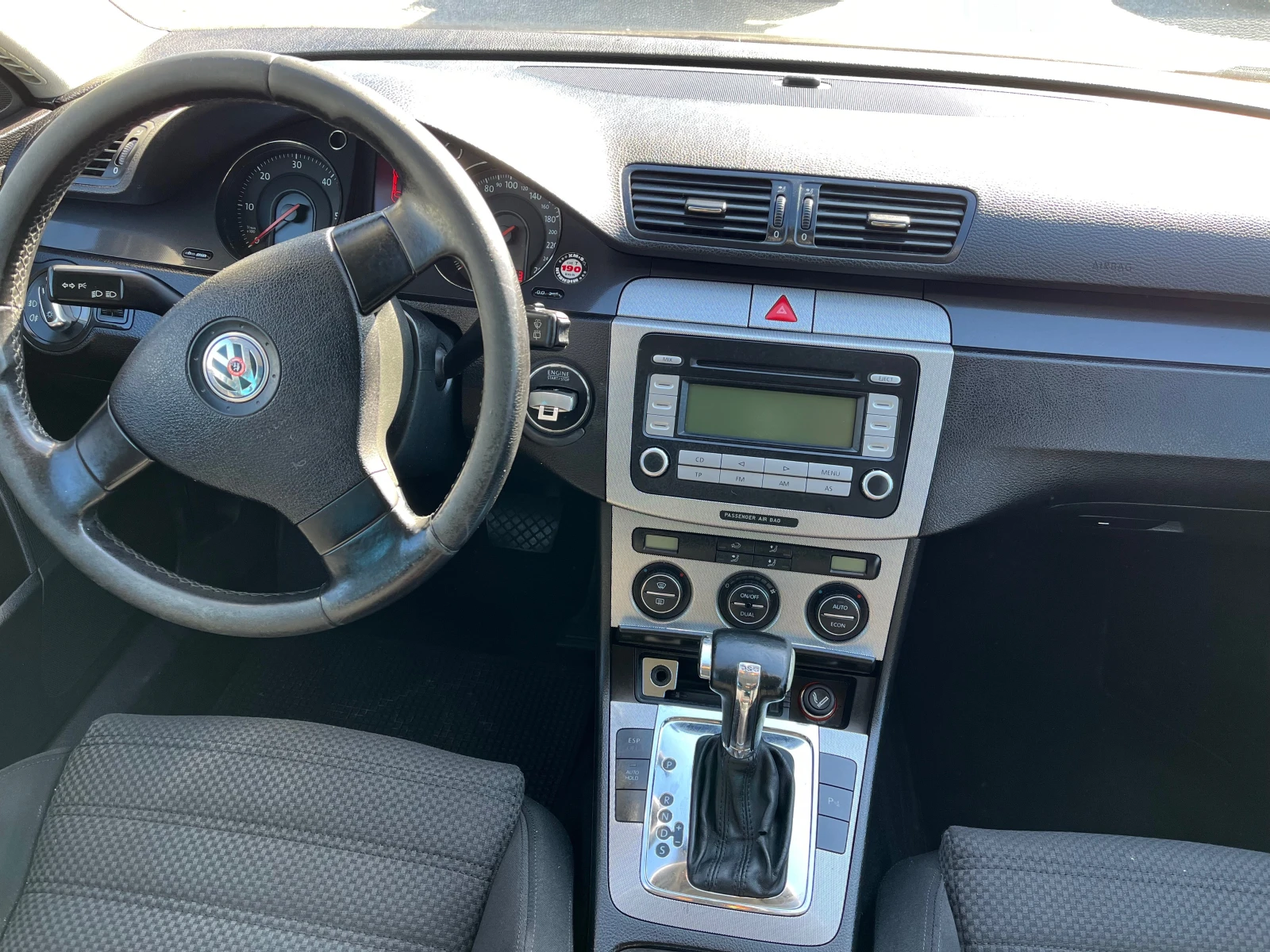 VW Passat 2.0TDI - изображение 9