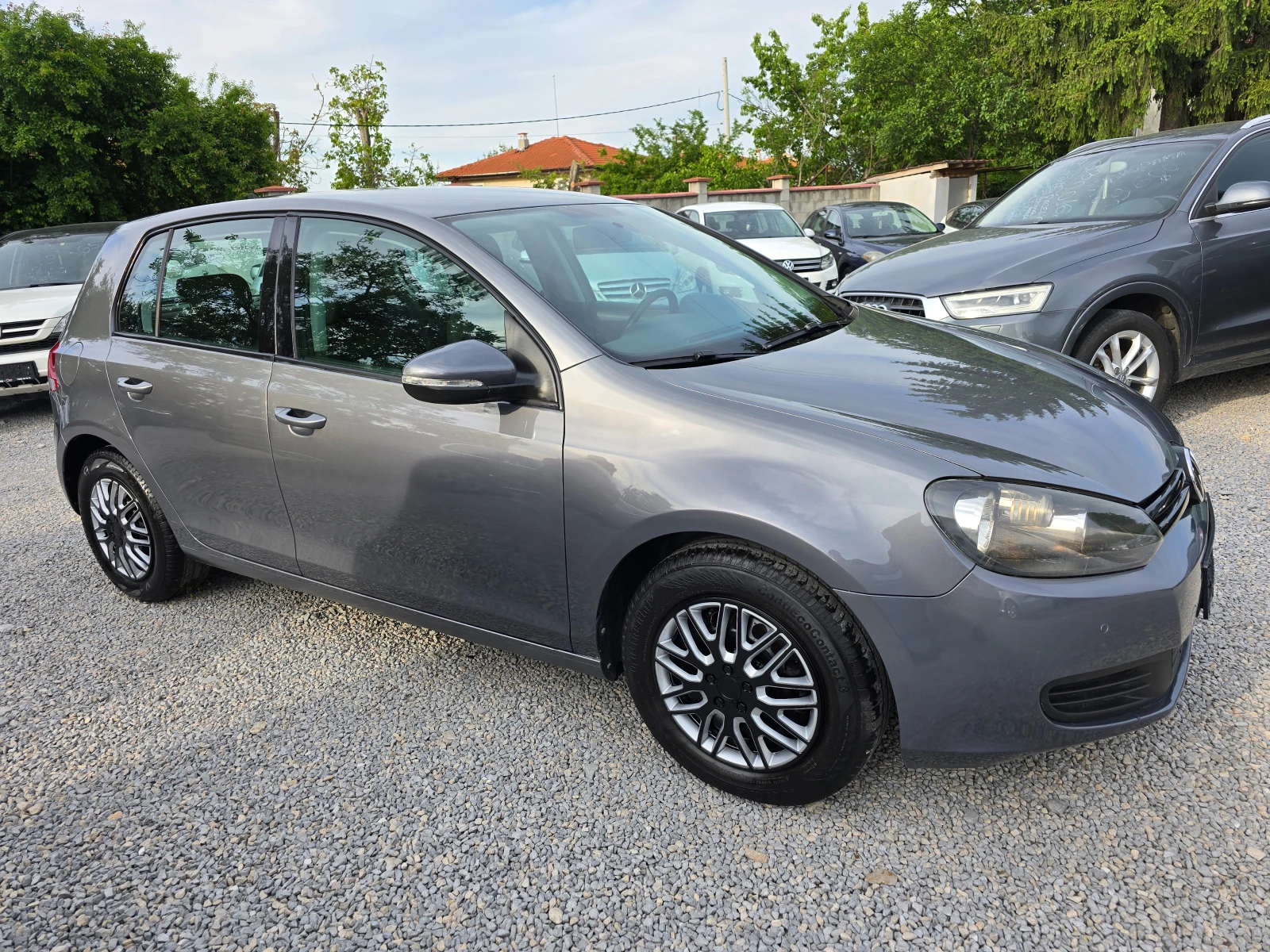 VW Golf 2.0TDI-ЕВРО 5В-НАВИГАЦИЯ - изображение 6
