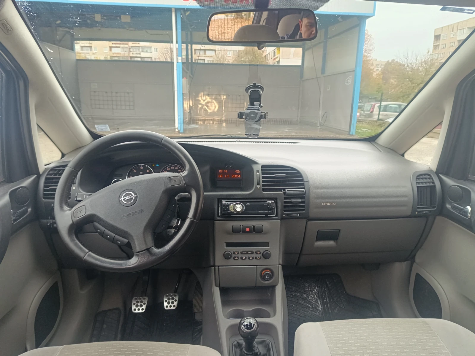 Opel Zafira  - изображение 8