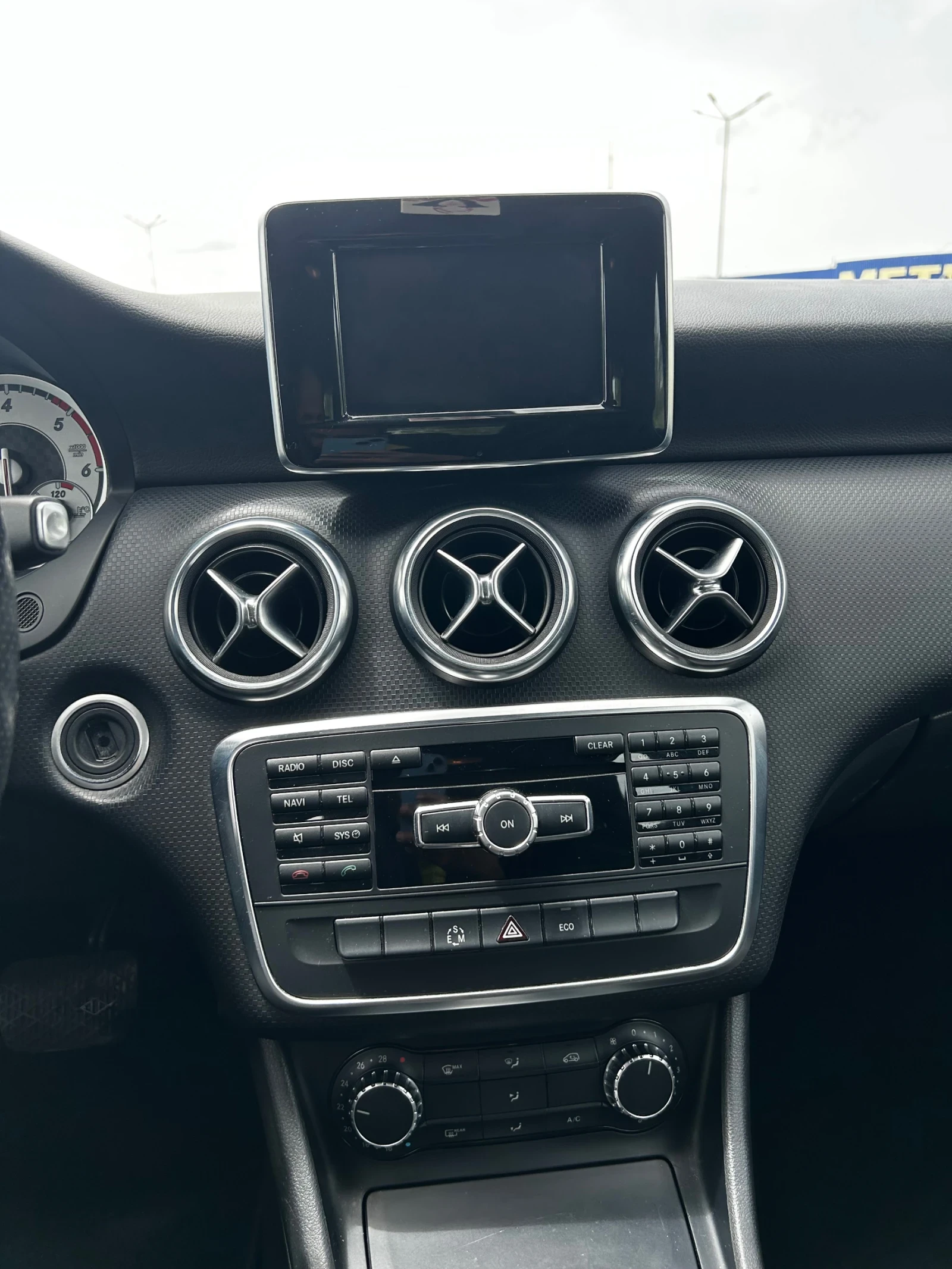 Mercedes-Benz A 180  - изображение 10
