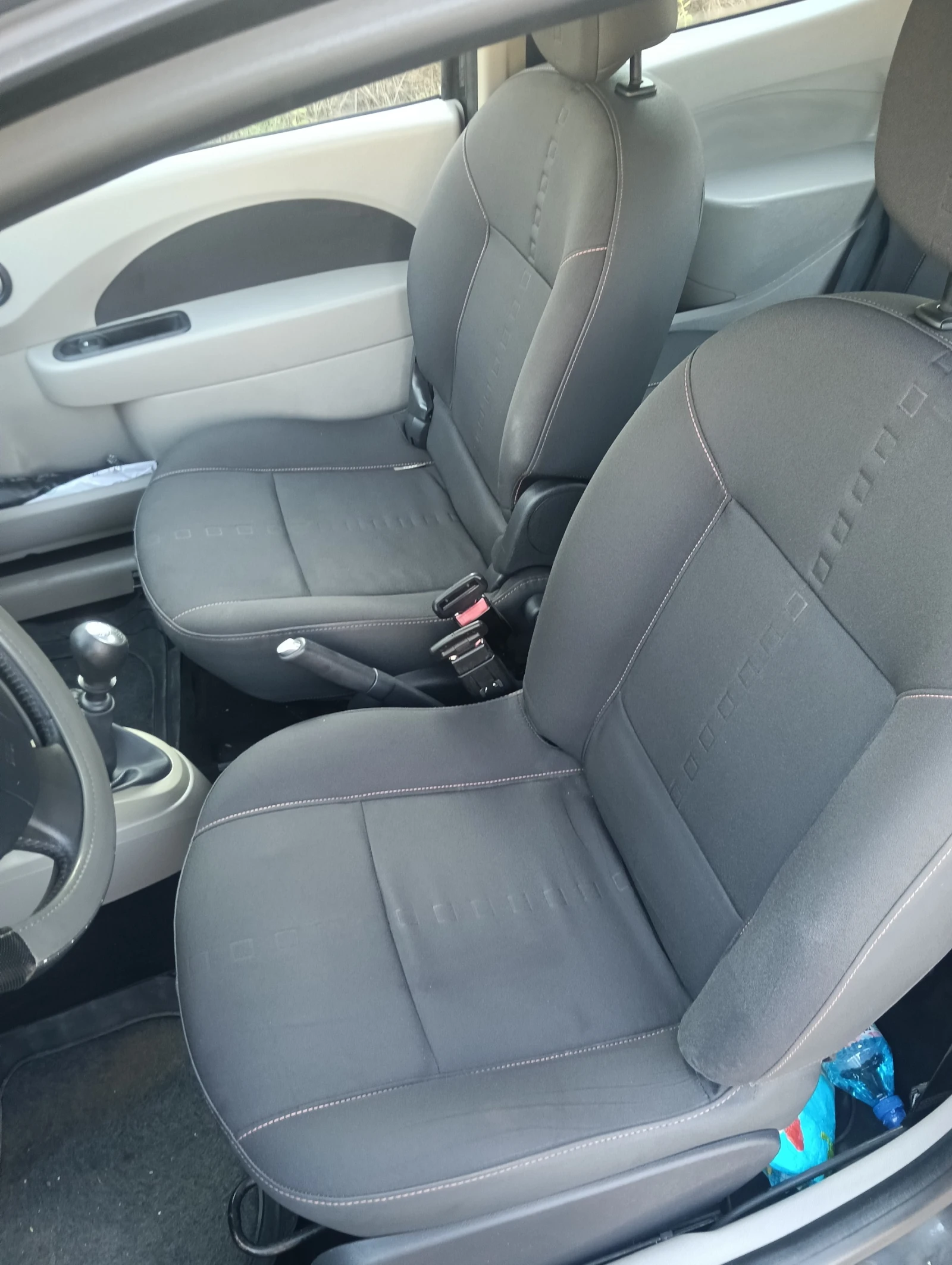 Renault Twingo 1.2 16V - изображение 8
