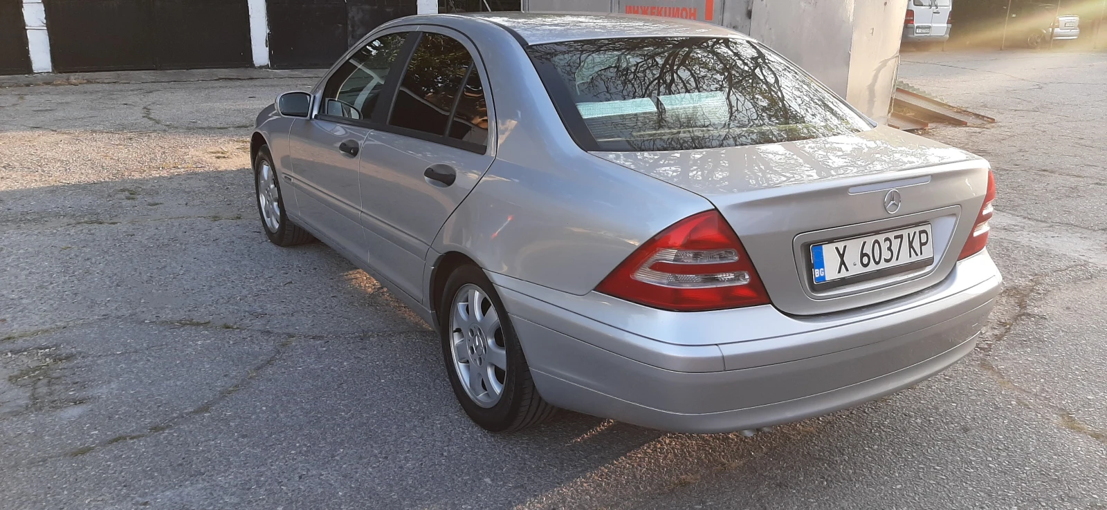 Mercedes-Benz C 180 Kompressor - изображение 6