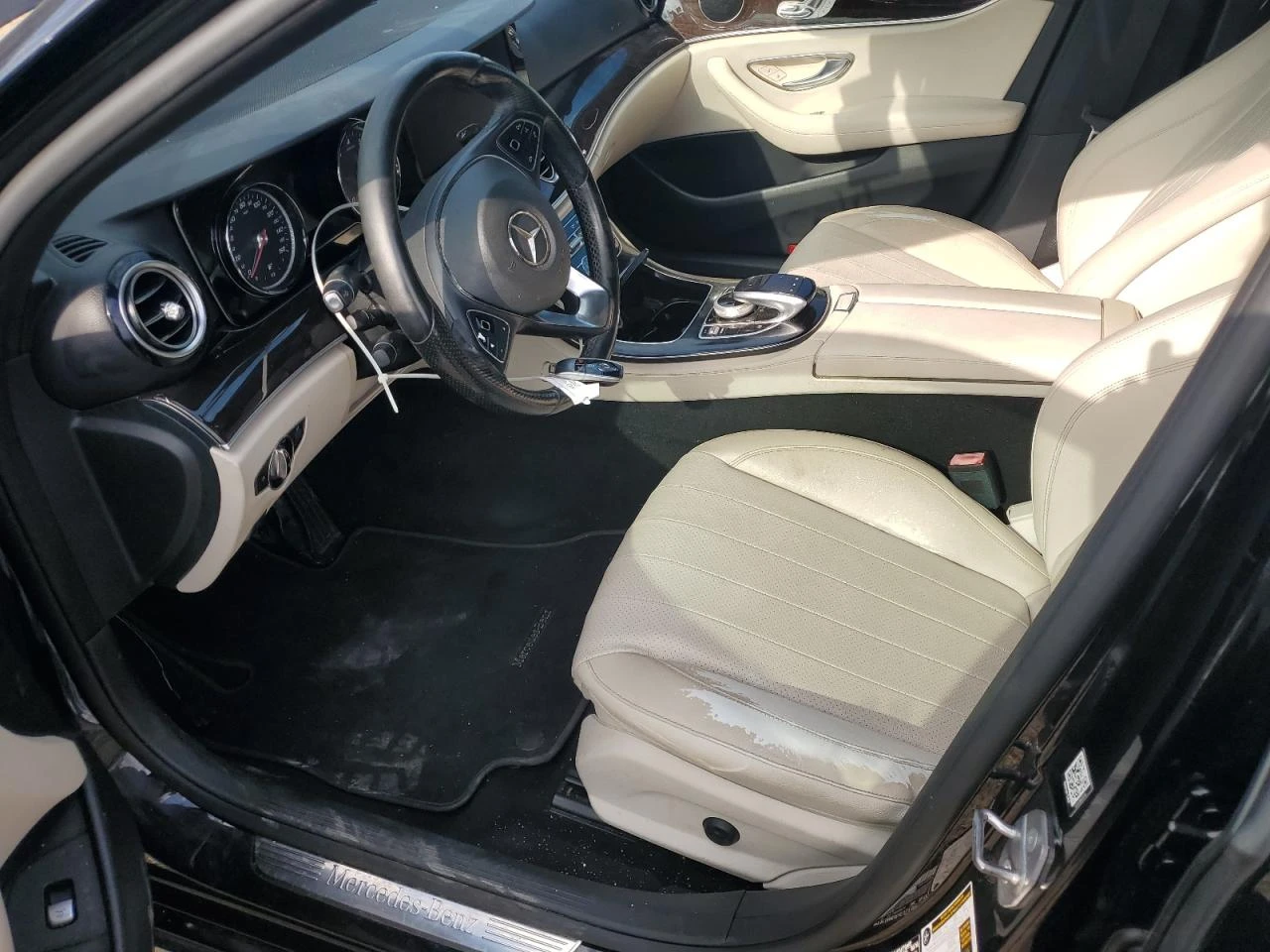 Mercedes-Benz E 300  - изображение 8