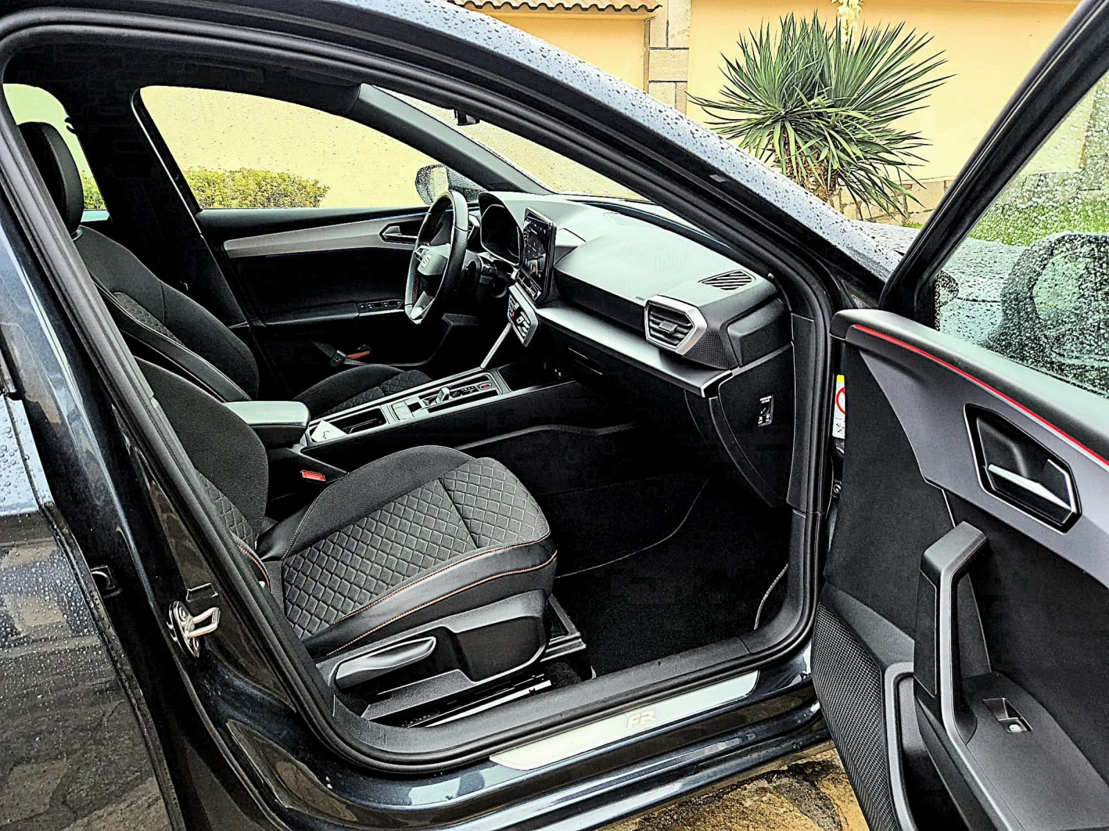 Seat Leon FR Edition* DSG* PANO* BeatsAudio* 1-�� ���������� | Mobile.bg � ����������� 13