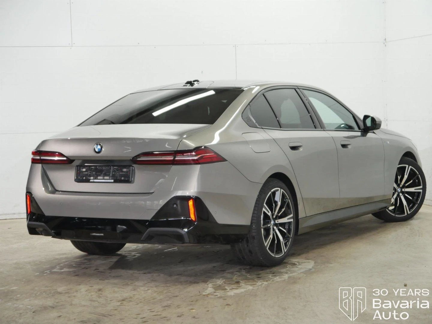 BMW 520 d Steptronic - изображение 3