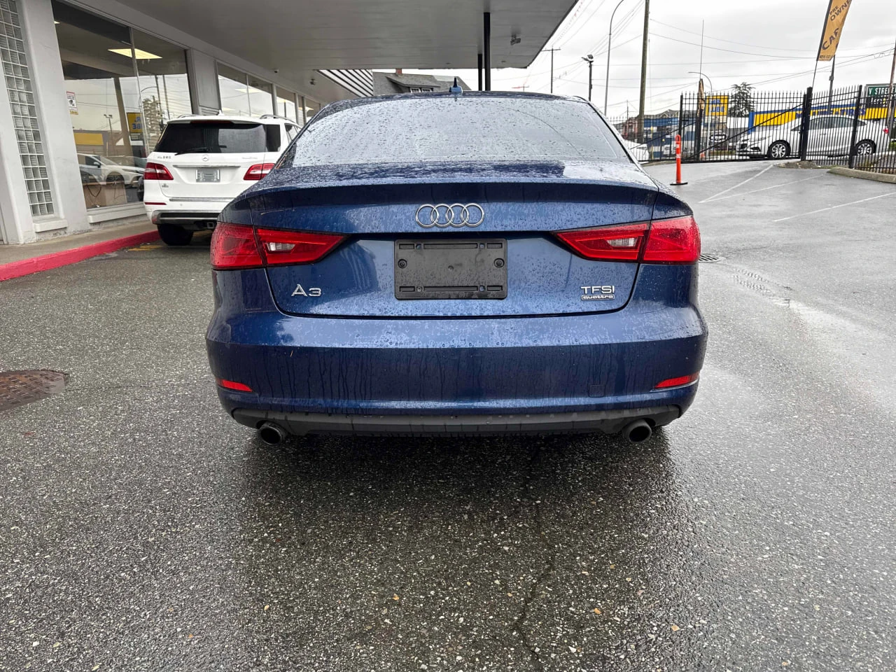 Audi S3 CARFAX* АВТОФИНАНСИРАНЕ* БЕЗ ПЪРВОНАЧАЛНА ВНОСКА*  - изображение 4