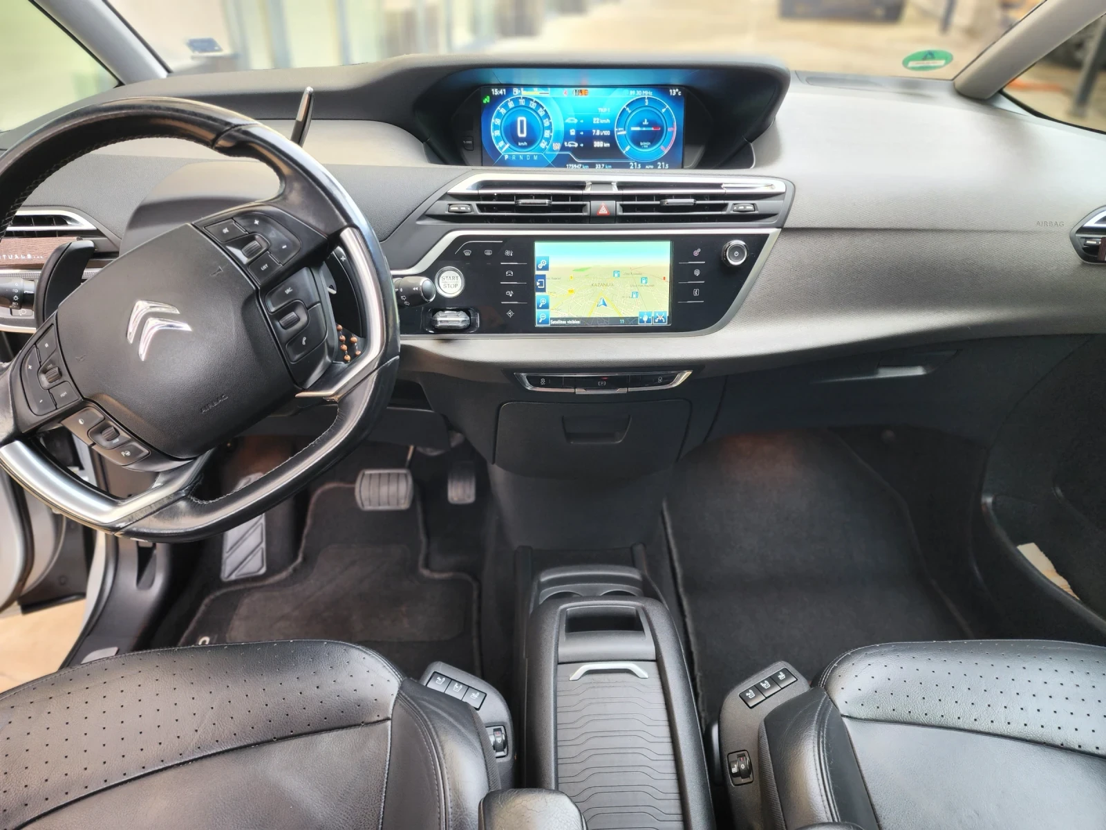 Citroen Grand C4 Picasso Ван, снимка 12 - Автомобили и джипове - 53717267