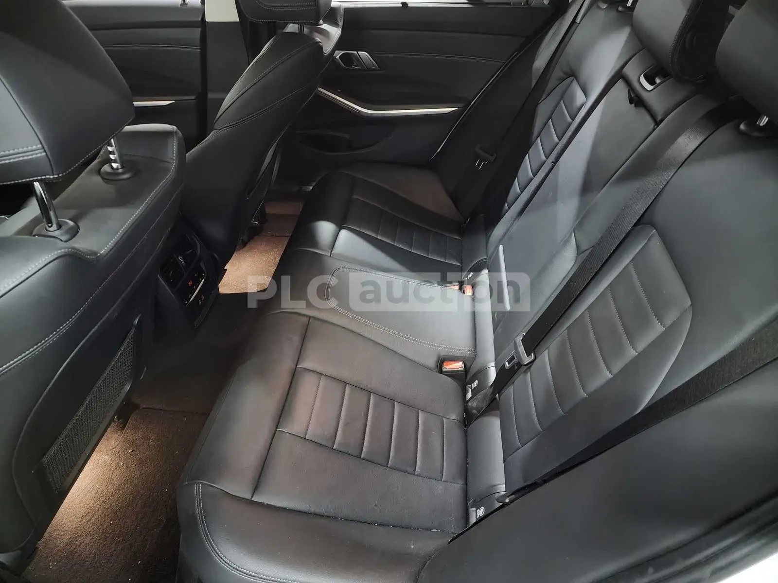 BMW 320 2022* LASER* PANO* 360* ЩОРИ* КРАЙНА ЦЕНА, снимка 14 - Автомобили и джипове - 53927409