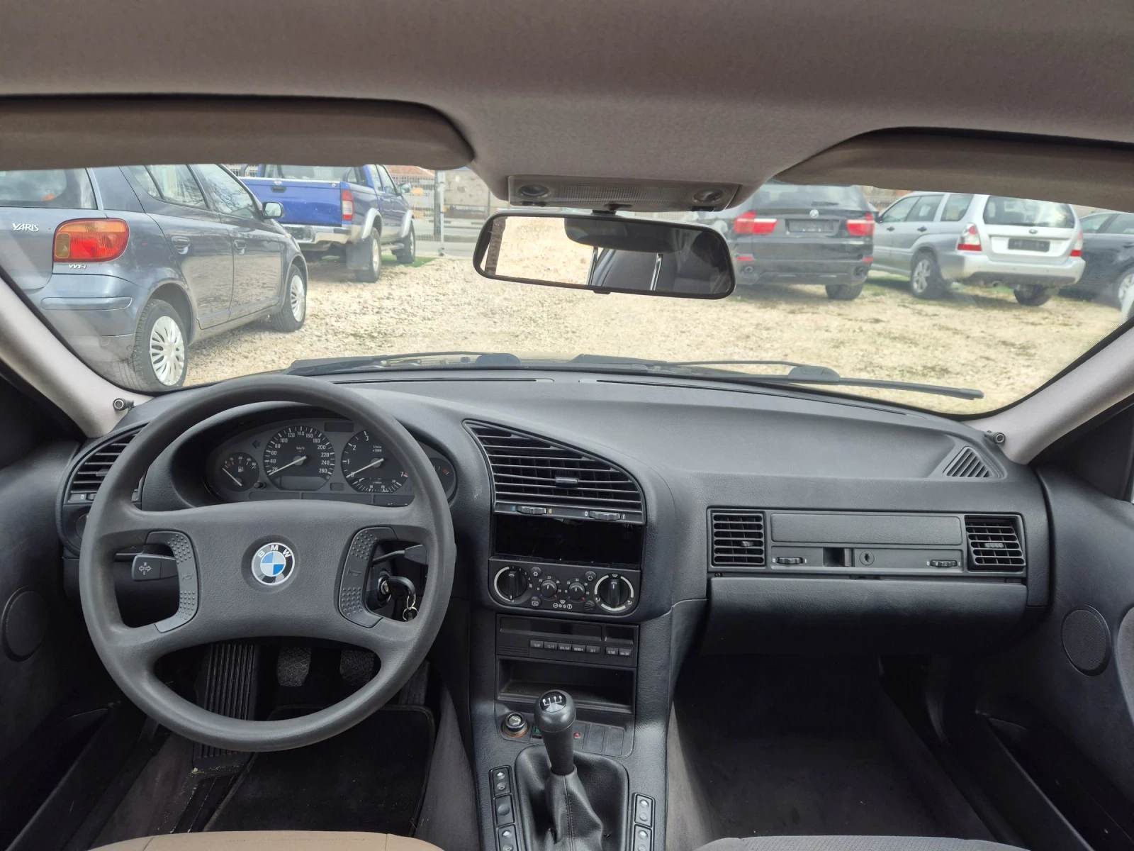 BMW 320 320i* m50tu* Без ръжди, снимка 8 - Автомобили и джипове - 53931870