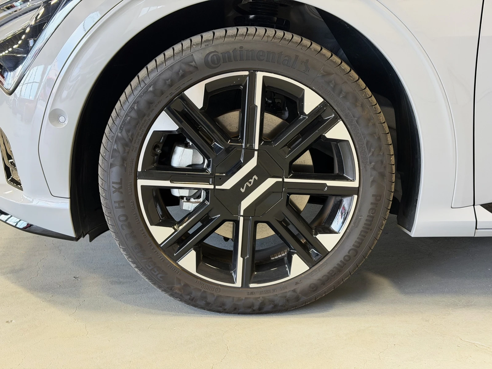 Kia EV6 GT-LINE 4WD 360 MERIDIAN, снимка 6 - Автомобили и джипове - 53960222