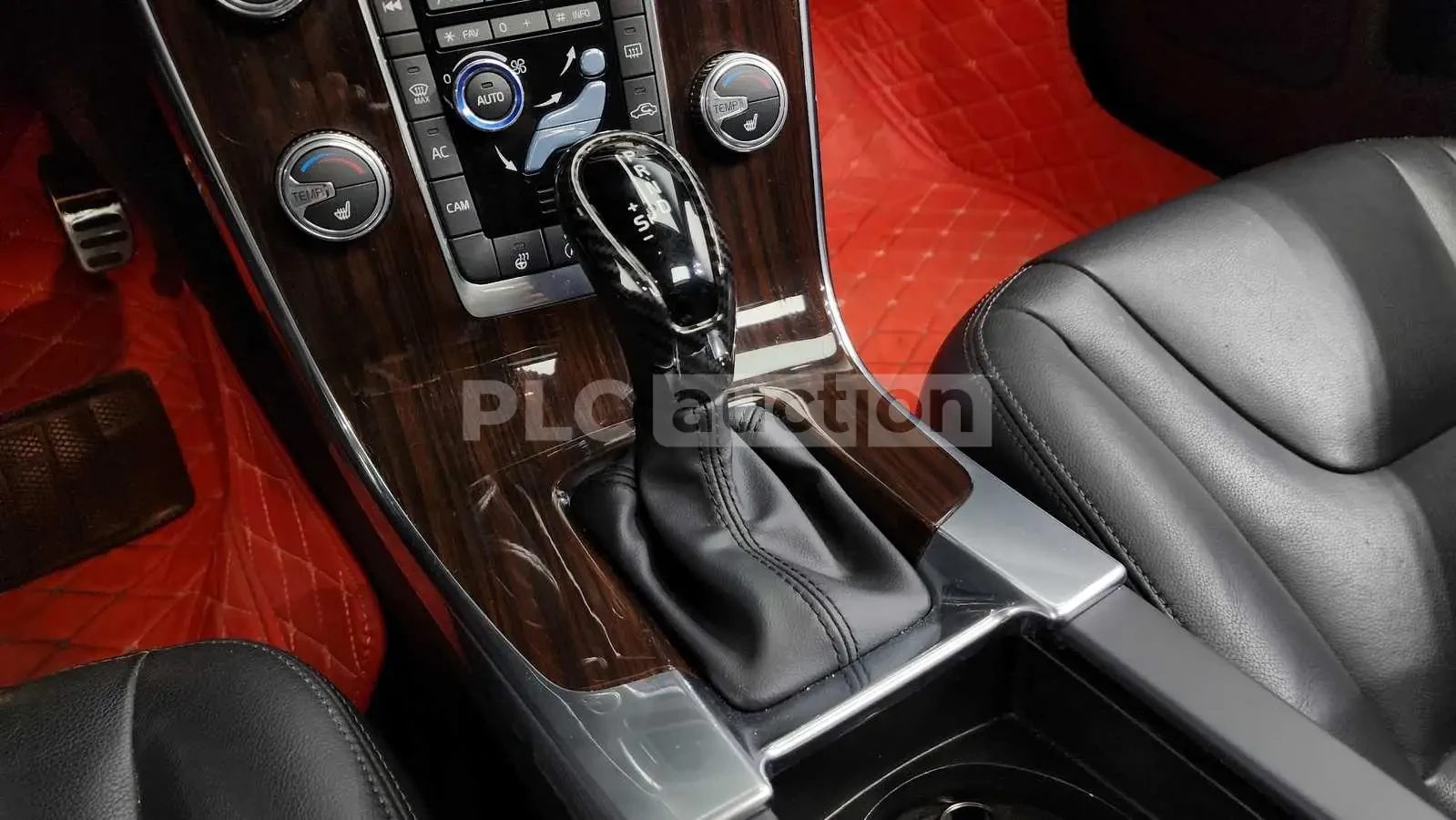 Volvo V60 Адаптивен круиз контрол* Навигационна система, снимка 9 - Автомобили и джипове - 54066234