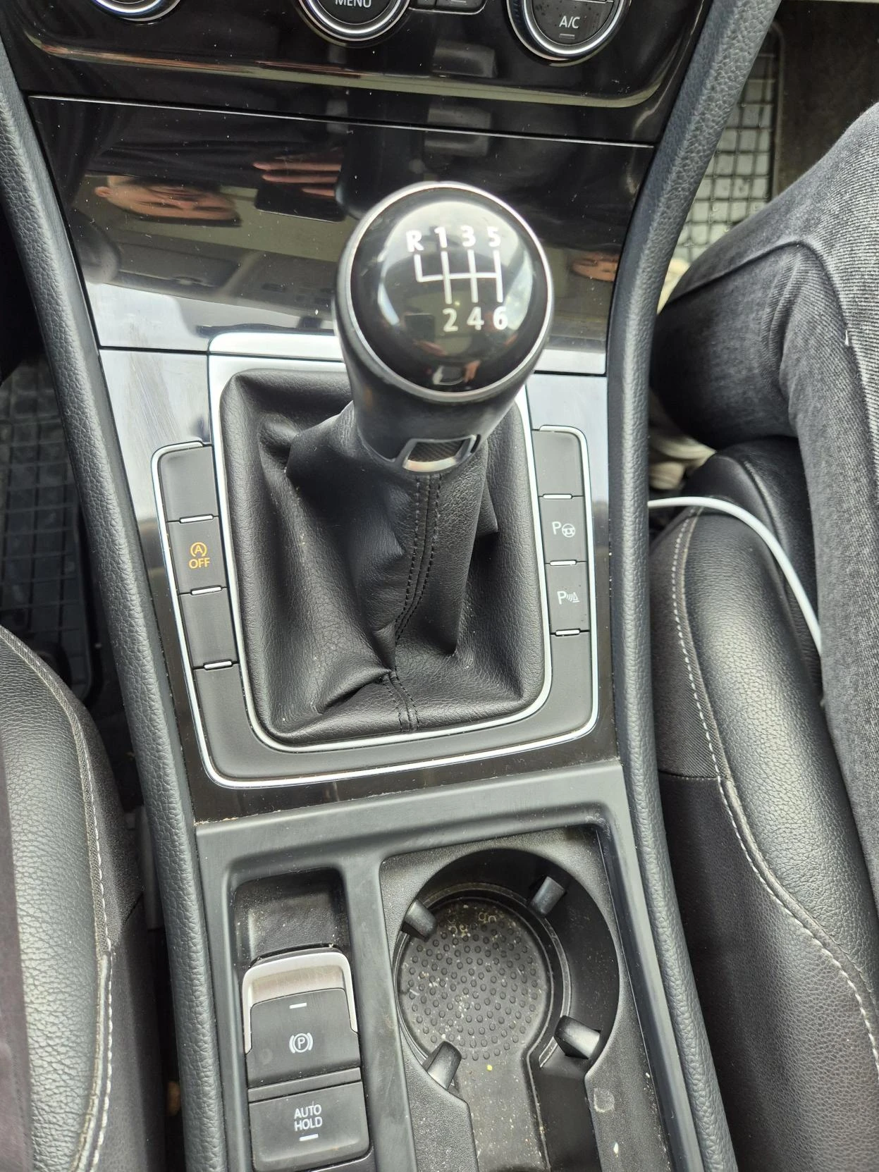 VW Golf, снимка 12 - Автомобили и джипове - 54205912