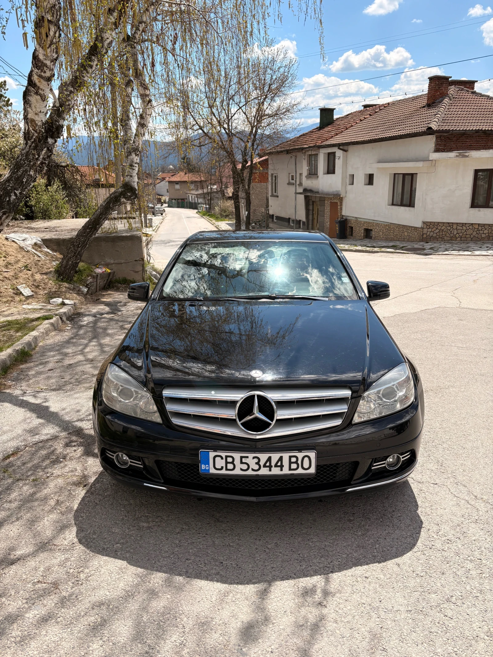 Mercedes-Benz C 180, снимка 2 - Автомобили и джипове - 54266245