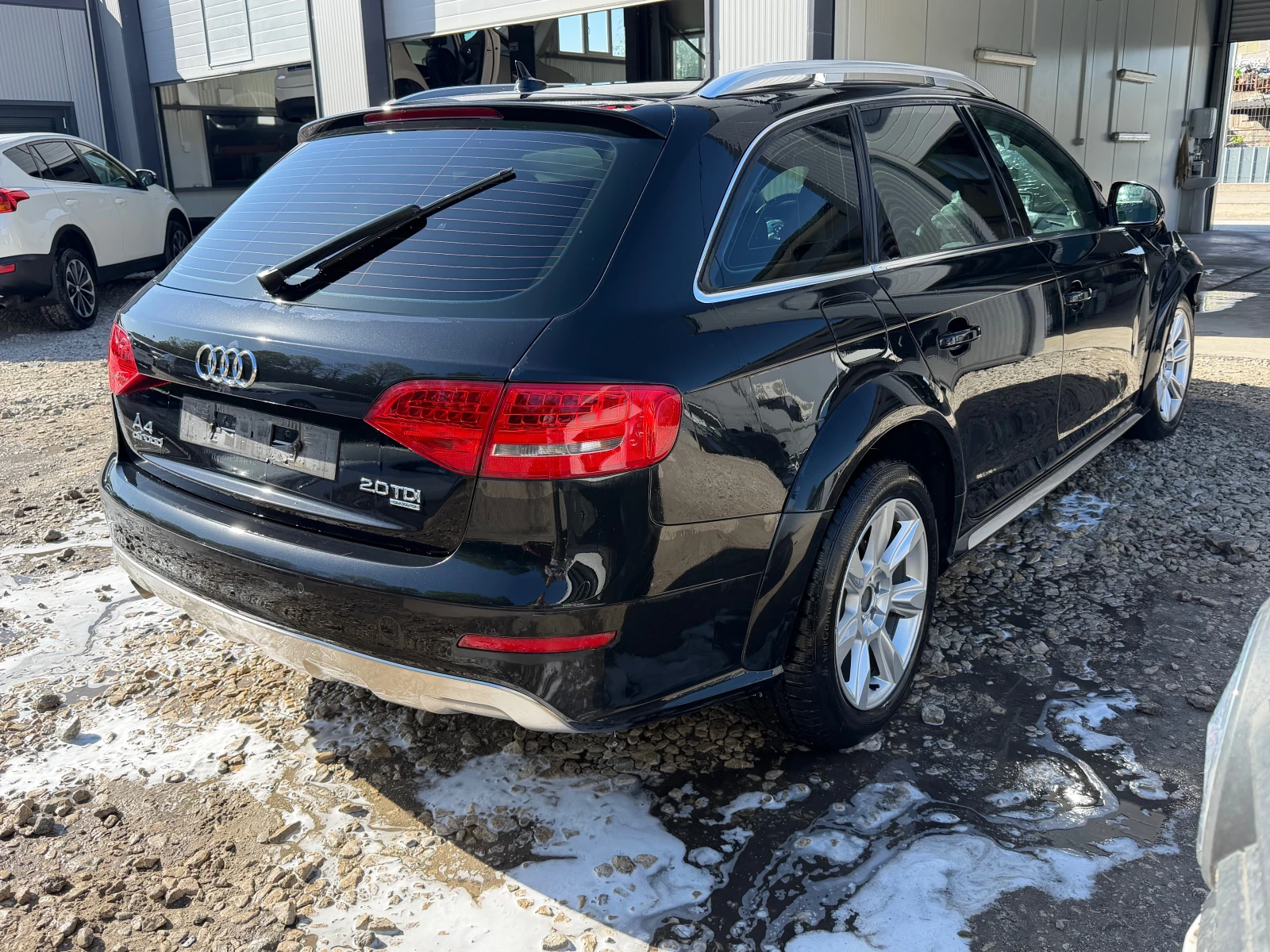 Audi A4 Allroad 2.0TDI* CAH 131000KM, снимка 4 - Автомобили и джипове - 54331557