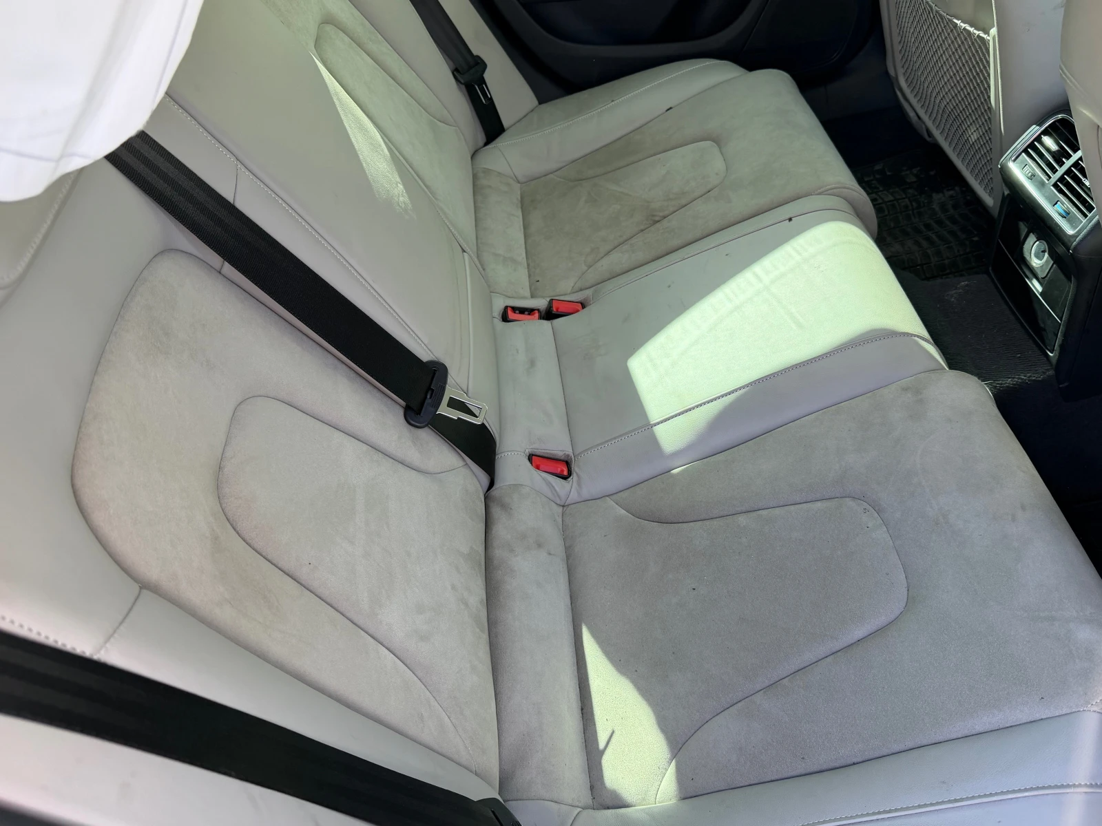 Audi A4 Allroad 2.0TDI* CAH 131000KM, снимка 8 - Автомобили и джипове - 54331557