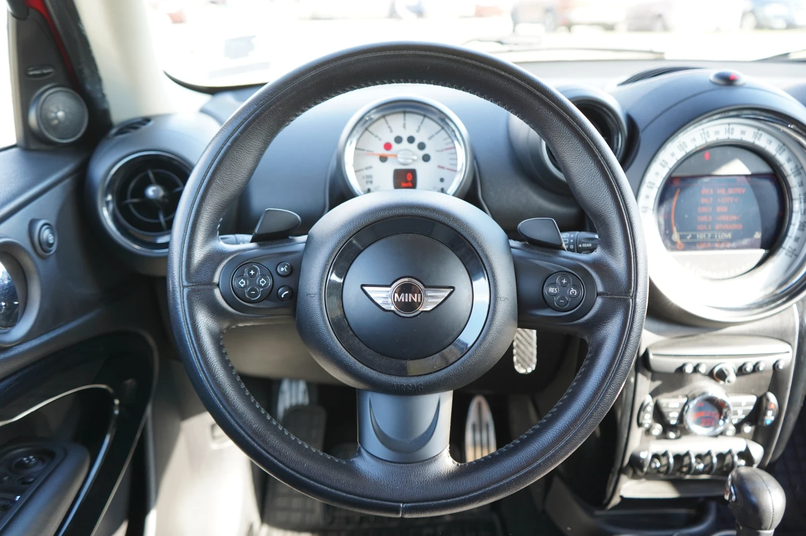 Mini Paceman РЕГИСТРИРАН* H/K* KEYLESS* PARKTRONIC* , снимка 9 - Автомобили и джипове - 54413739