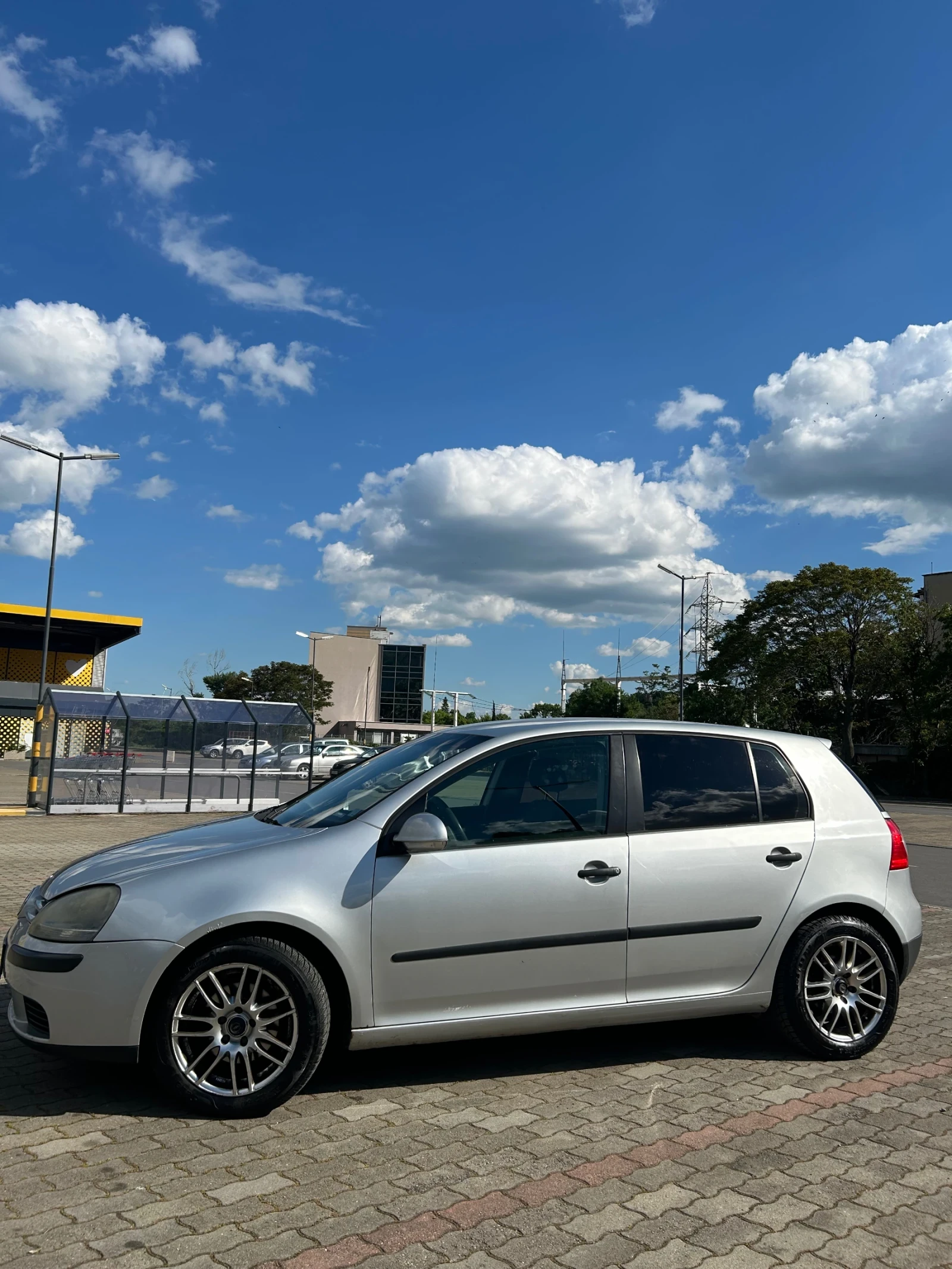 VW Golf Golf 5, снимка 3 - Автомобили и джипове - 54598645