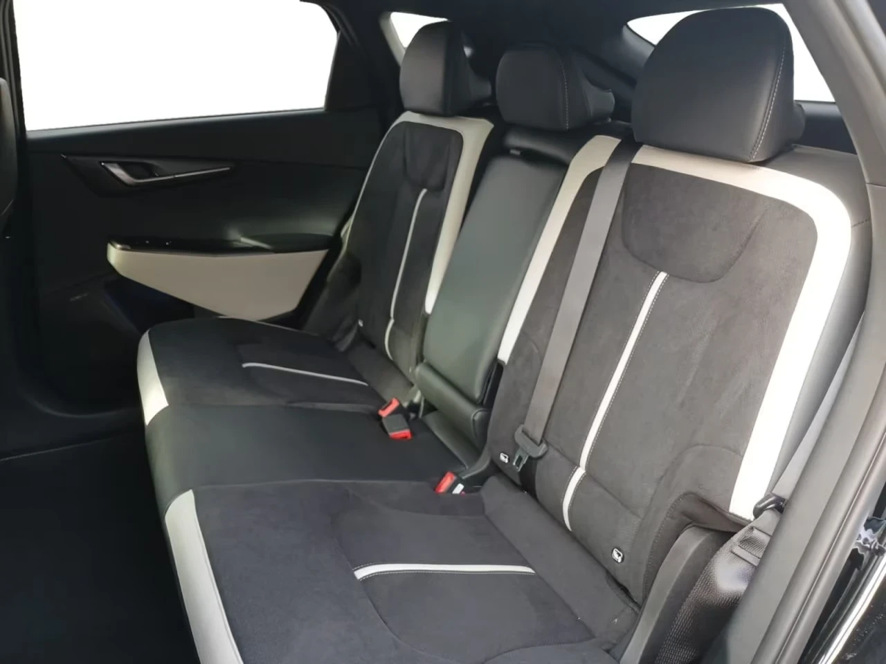 Kia EV6 GT-Line FACELIFT RWD 84kWh !Warranty!, снимка 14 - Автомобили и джипове - 54822303