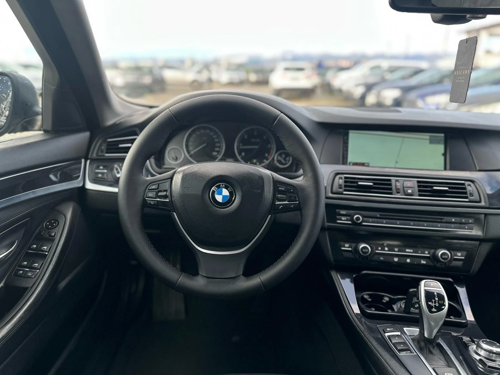 BMW 520 / 2.0D / 184HP / M-SPORT / СМЕНЕНИ ВЕРИГИ /, снимка 14 - Автомобили и джипове - 56136821