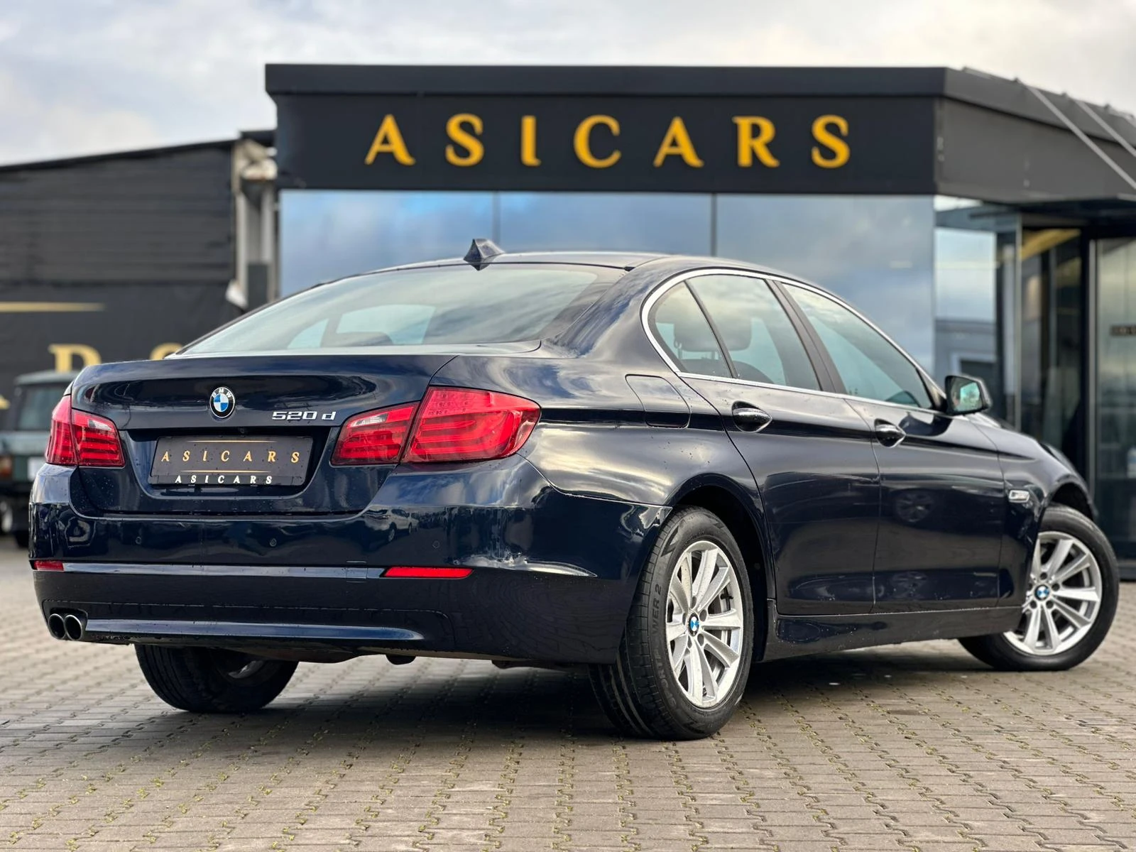 BMW 520 / 2.0D / 184HP / M-SPORT / СМЕНЕНИ ВЕРИГИ /, снимка 5 - Автомобили и джипове - 56136821