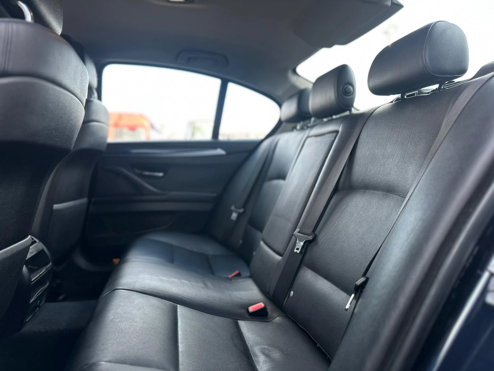 BMW 520 / 2.0D / 184HP / M-SPORT / СМЕНЕНИ ВЕРИГИ /, снимка 10 - Автомобили и джипове - 56136821