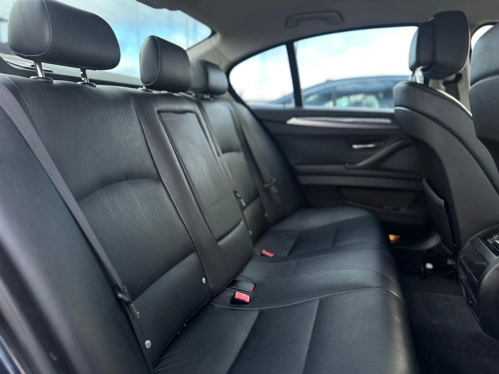 BMW 520 / 2.0D / 184HP / M-SPORT / СМЕНЕНИ ВЕРИГИ /, снимка 12 - Автомобили и джипове - 56136821