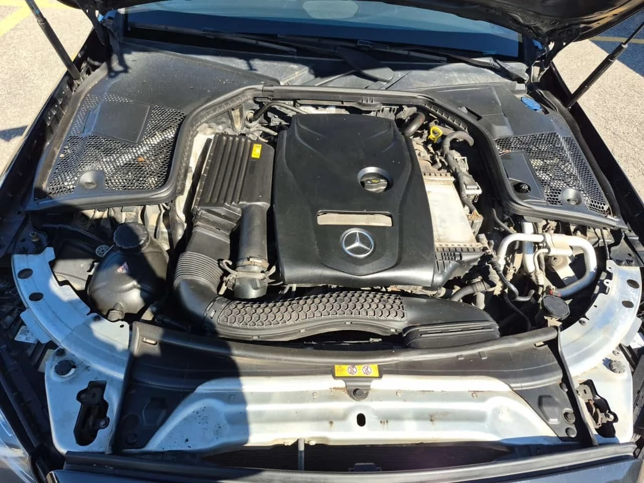Mercedes-Benz C 300 / AMG PACK / PANO / 2 KEYS / OPTION FOR FINANCING, снимка 17 - Автомобили и джипове - 56169284