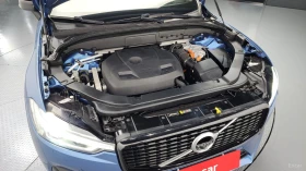 Volvo XC60 T8* R-Design* 360* HUD* HARMAN KARDON* PANO* ПОДГР, снимка 6