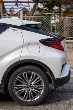 Toyota C-HR, снимка 9