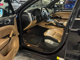 Porsche Cayenne * АВТО КРЕДИТ* ЦЕНА ДО БГ * СЕРВИЗНА ИСТОРИЯ *  - 30999 лв. / 15849.54 € - 52890738 6