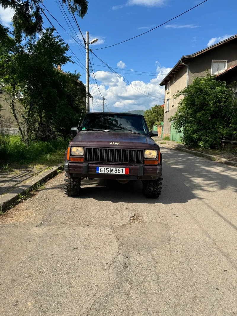 Jeep Cherokee, снимка 1 - Автомобили и джипове - 48605800